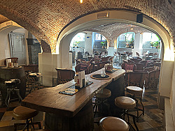 Brugge - Kelder Bar te Koop