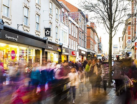 Kortemark - Uniek handelspand in het centrum (volledig vernieuwd)