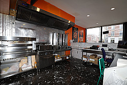 Mortsel - Zeer goed draaiende pizzeria/pasta zaak met bewezen omzet