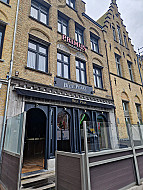 Poperinge - Pand met Terras te huur op de Grote Markt