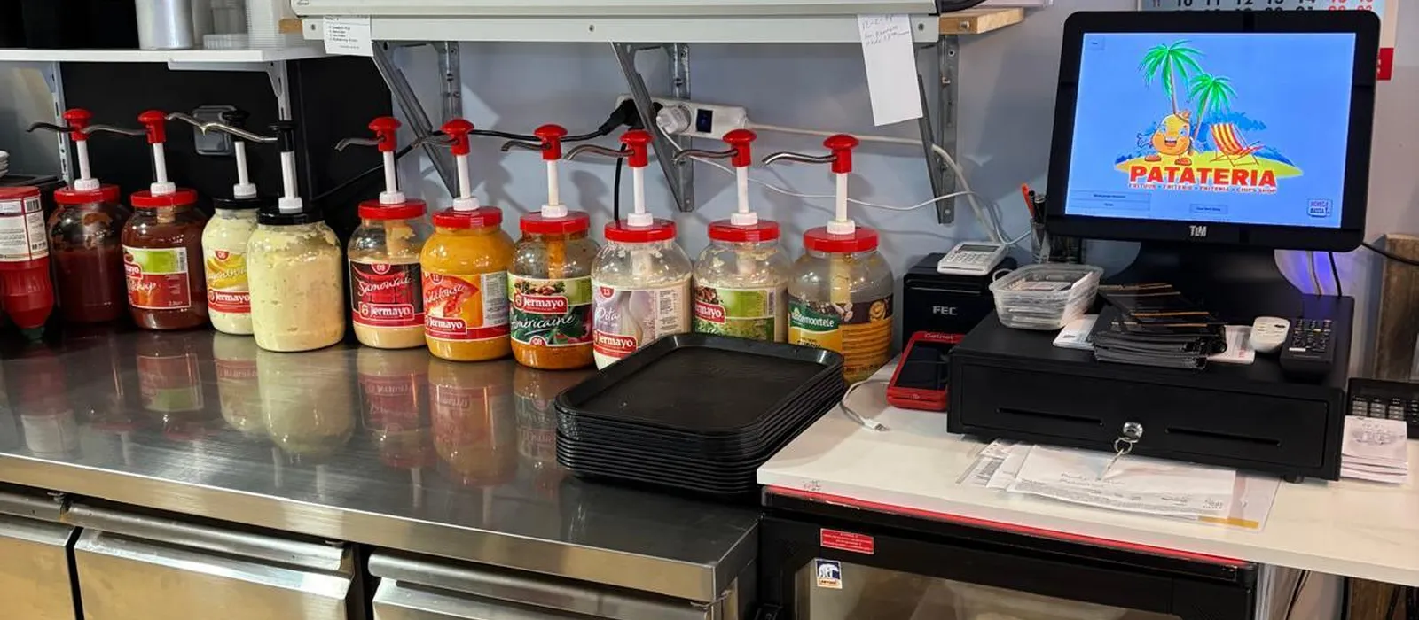 Volledig gerenoveerde cafetaria snacbar 2
