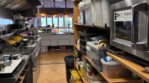 Volledig gerenoveerde cafetaria snacbar 3 1170x785