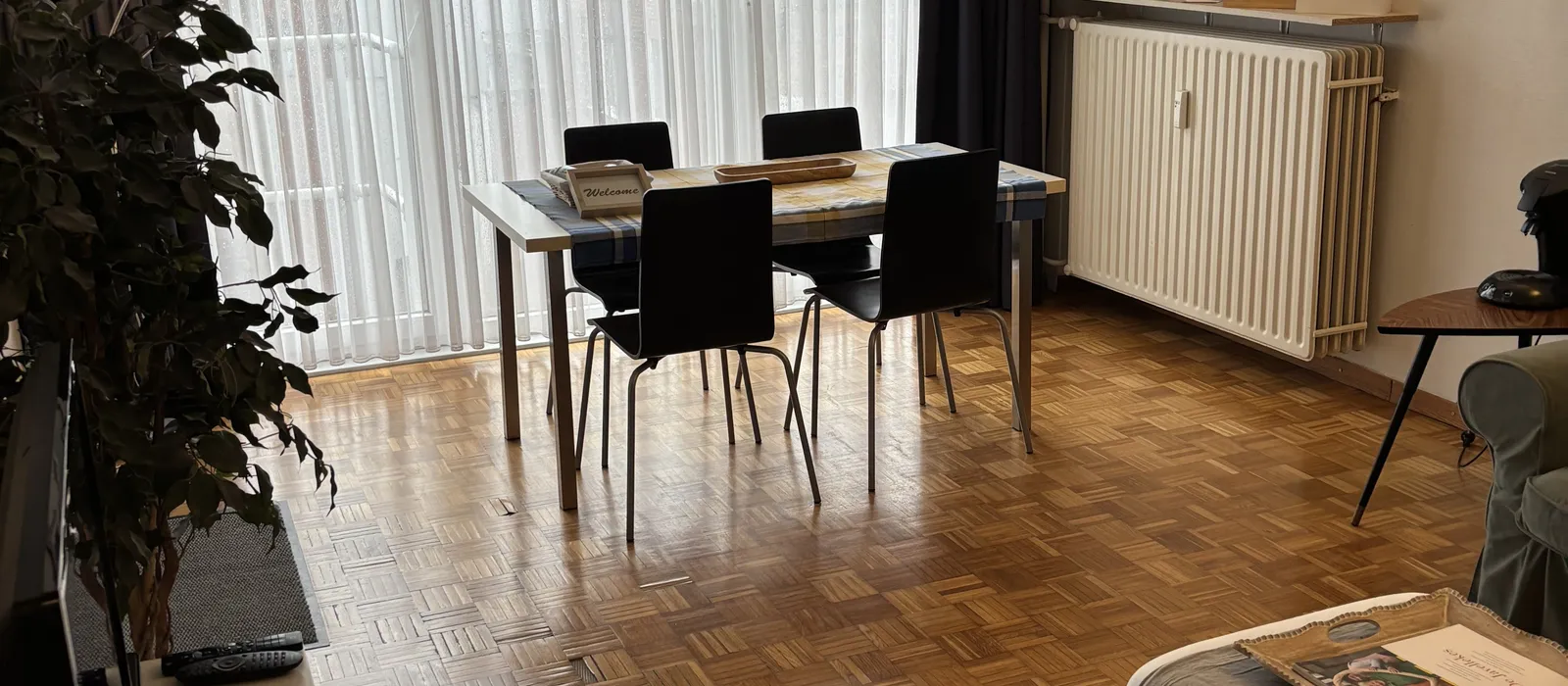1774539145-IMG_1047