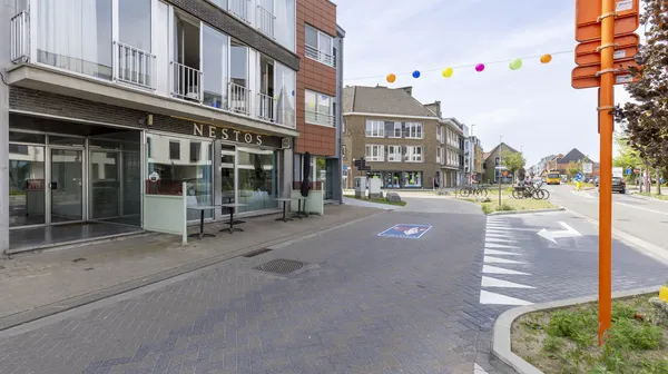 Lr kortrijkstraat 54 9800 deinze 009