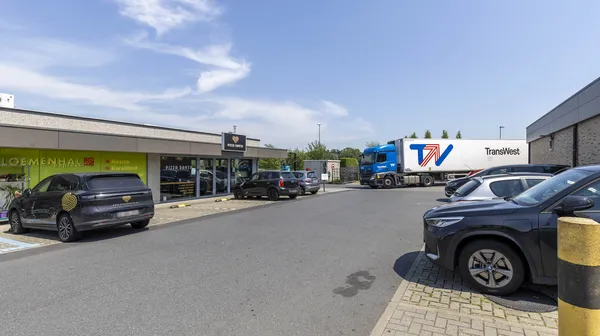 Lr lostraat 79 9880 aalter 012