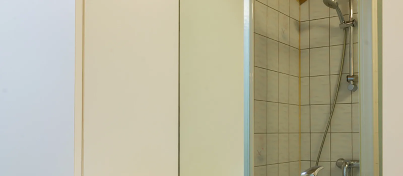 1679307936-08E-apartement-I-badkamer-2