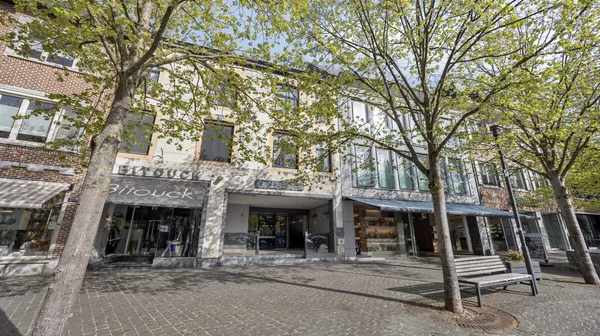 1778165446-Markt63740BilzenHoeselt-04_lowres