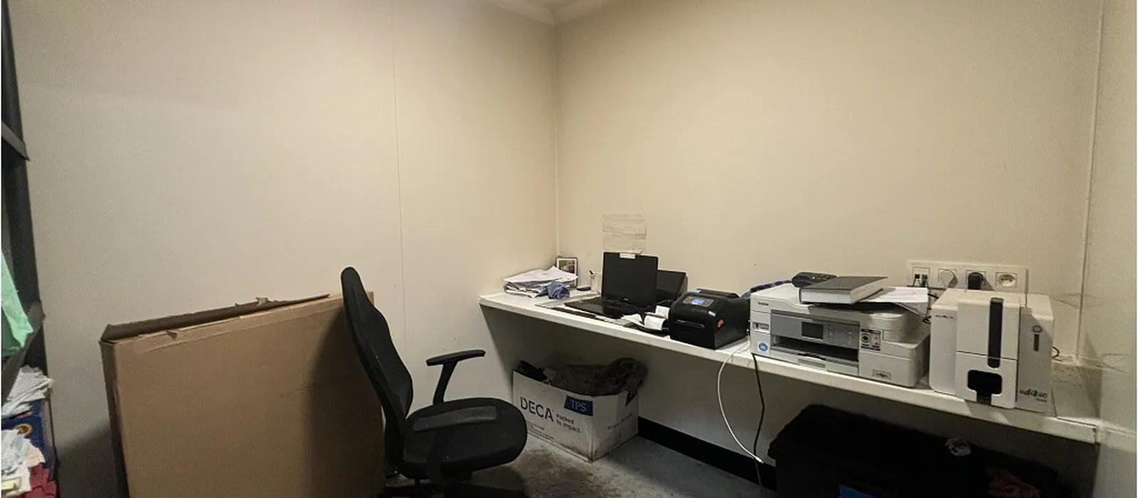 1778860995-I024609_lg