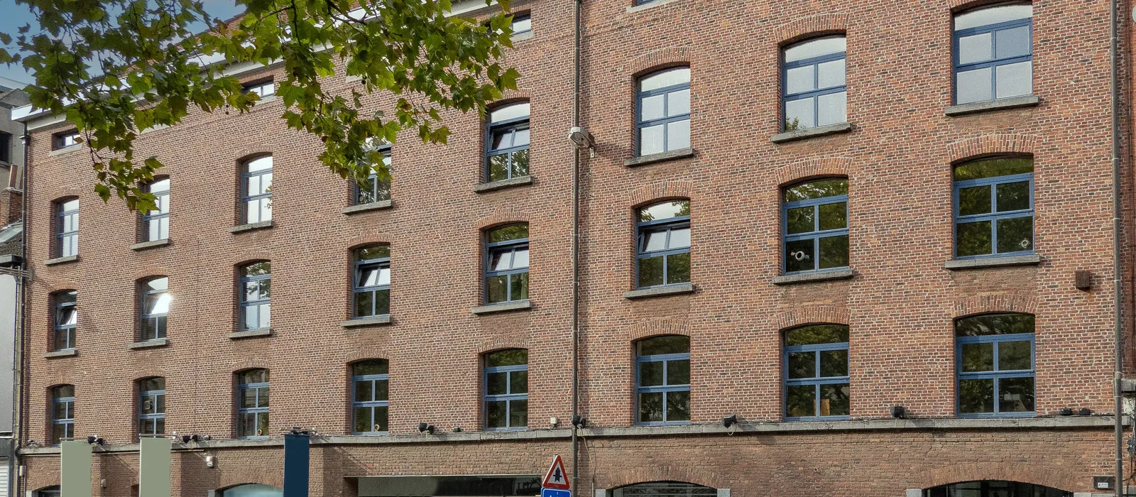 Voorgevel gebouw 1b 1