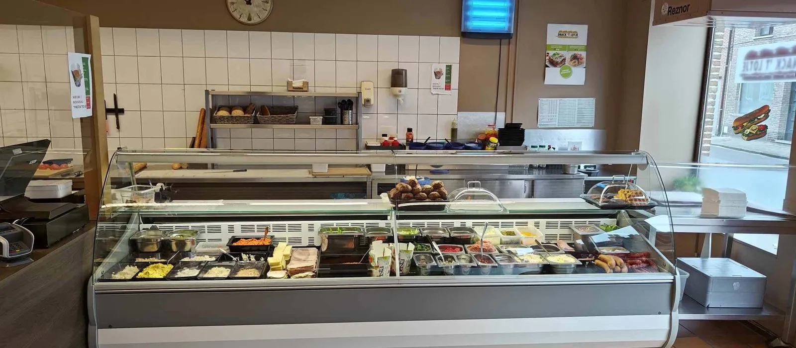 1718727278-winkel
